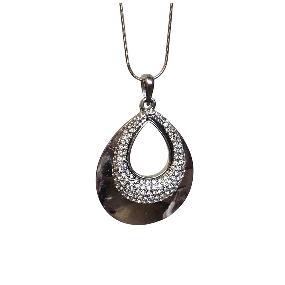 Liz Claiborne Statement Necklace Teardrop Shaped Pendant 34" SKU 2243